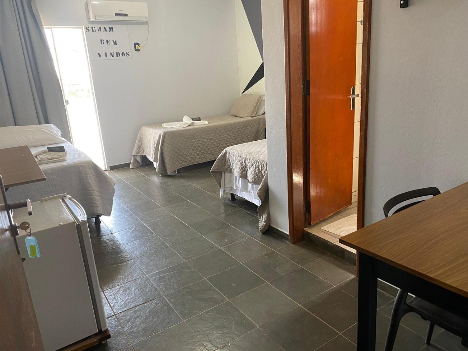 Hotel Avenida Plaza Querencia  Zewnętrze zdjęcie